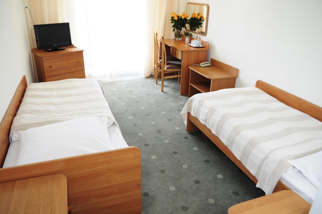 Hotel Cieplice Medi & Spa Jelenia Góra Kültér fotó